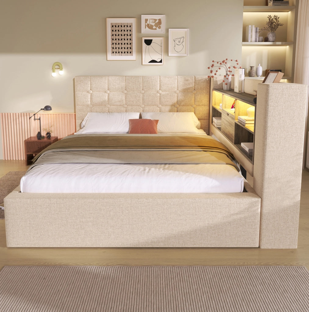 Letto imbottito 140x200 cm beige con materasso, LED, USB e contenitore