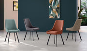 Sedia da interno Fox con seduta e schienale in microfibra color Ruggine, struttura in metallo resistente, design moderno - Fox