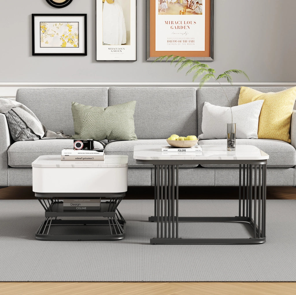 Set di 2 Tavolini da Salotto con Ripiano in Imitazione Marmo Lucido e Telaio in Metallo Nero, 70x70x45 cm + 50x50x40 cm, Bianco e Nero