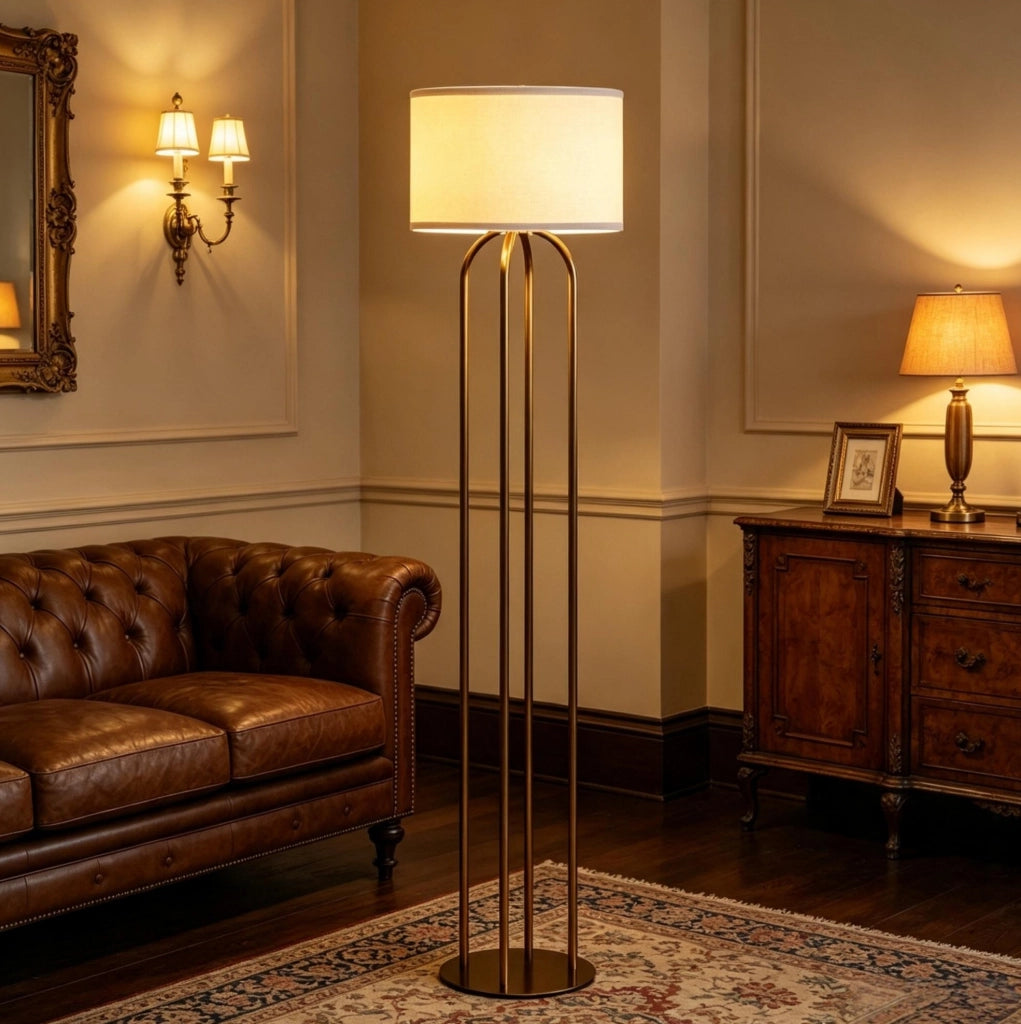 Lampada da terra moderna per soggiorno con paralume beige in lino e interruttore a piede