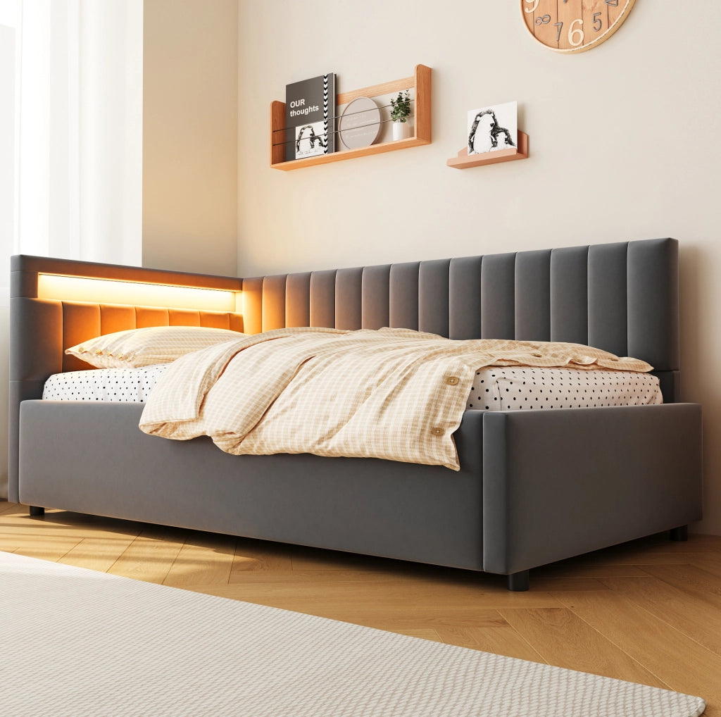 Letto divano imbottito 90x200 cm con illuminazione LED e vano contenitore idraulico, tessuto in velluto grigio, design classico a righe verticali