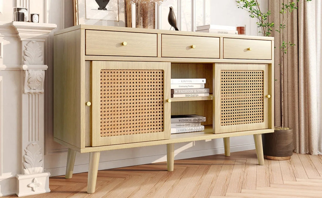 Sideboard con 3 cassetti e 3 ante scorrevoli, intreccio di rattan, gambe in legno massello, maniglie in metallo dorato, ripiani regolabili, rovere, 120x40x78 cm