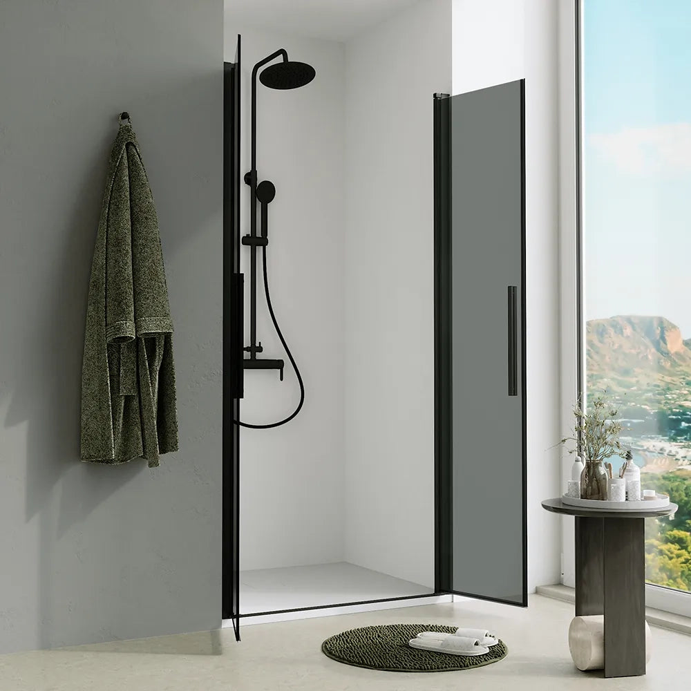 Porta doccia 70cm apertura saloon con profili nero opaco e vetro da 6mm fumè h195 | Elba