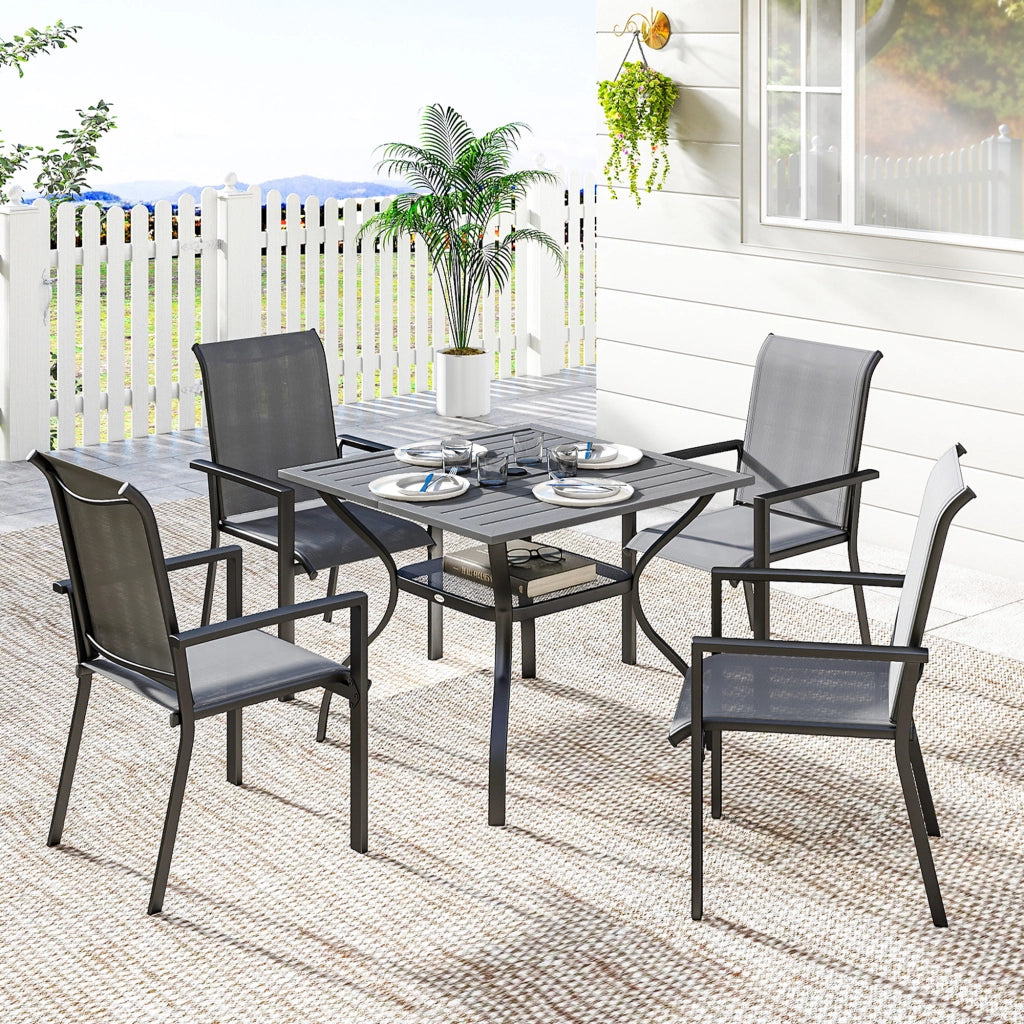 Set da Giardino 5 pz in Acciaio con 4 Sedie Impilabili e Tavolo con Foro Centrale e Ripiano Inferiore, Grigio