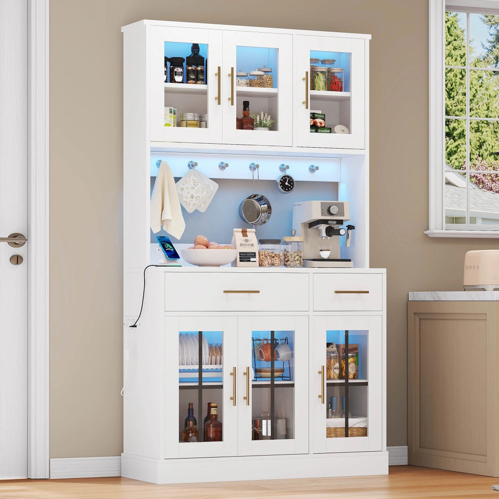 Credenza da cucina con LED multicolore e prese?