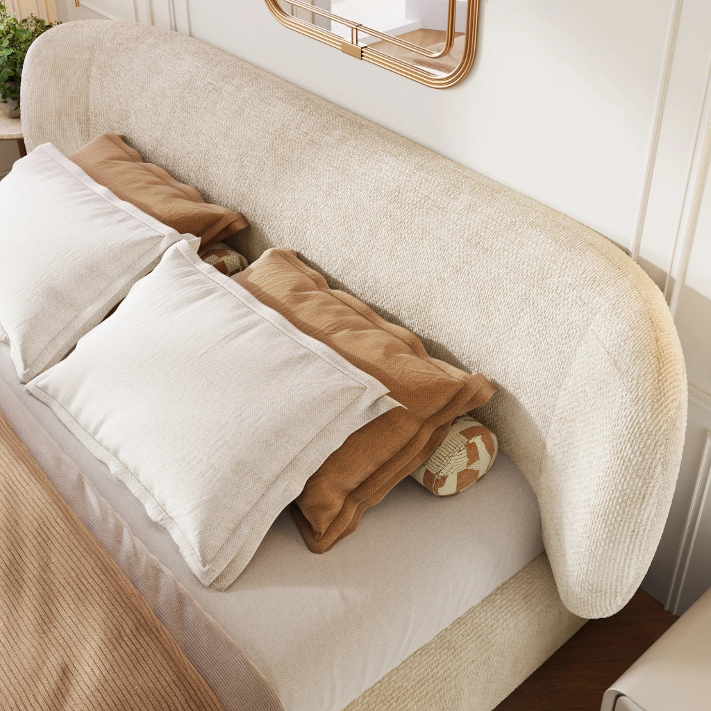 Letto matrimoniale imbottito 140x200 cm beige in ciniglia; testiera e rete a doghe