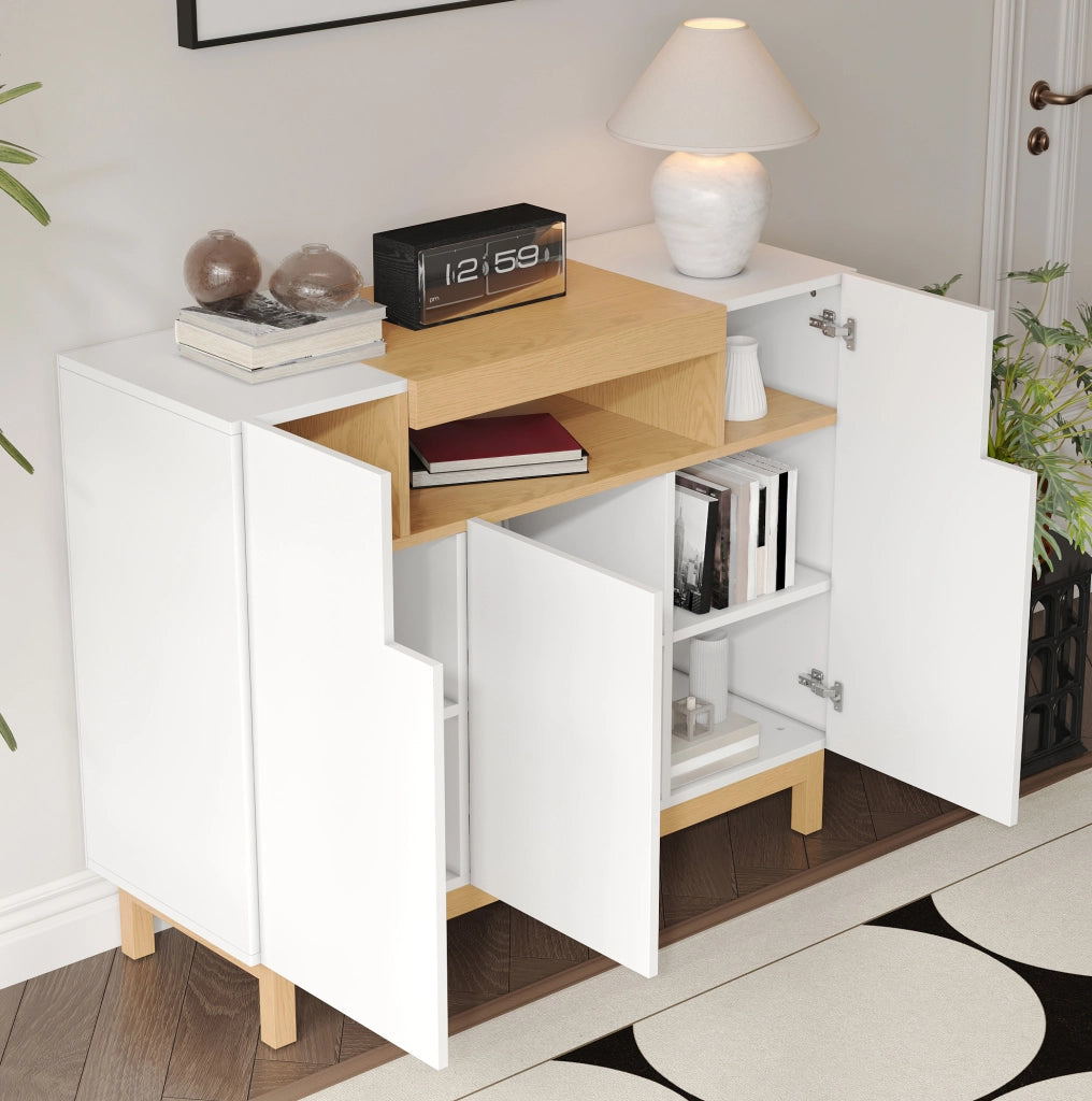 Sideboard bianco con tre porte e ripiano aperto, 120,5x42x96 cm, design moderno per soggiorno e sala da pranzo