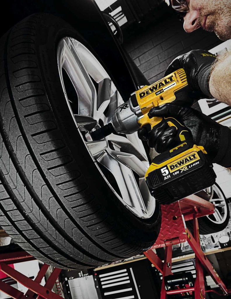 Avvitatore ad Impulsi DeWALT DCF899N (Solo corpo)