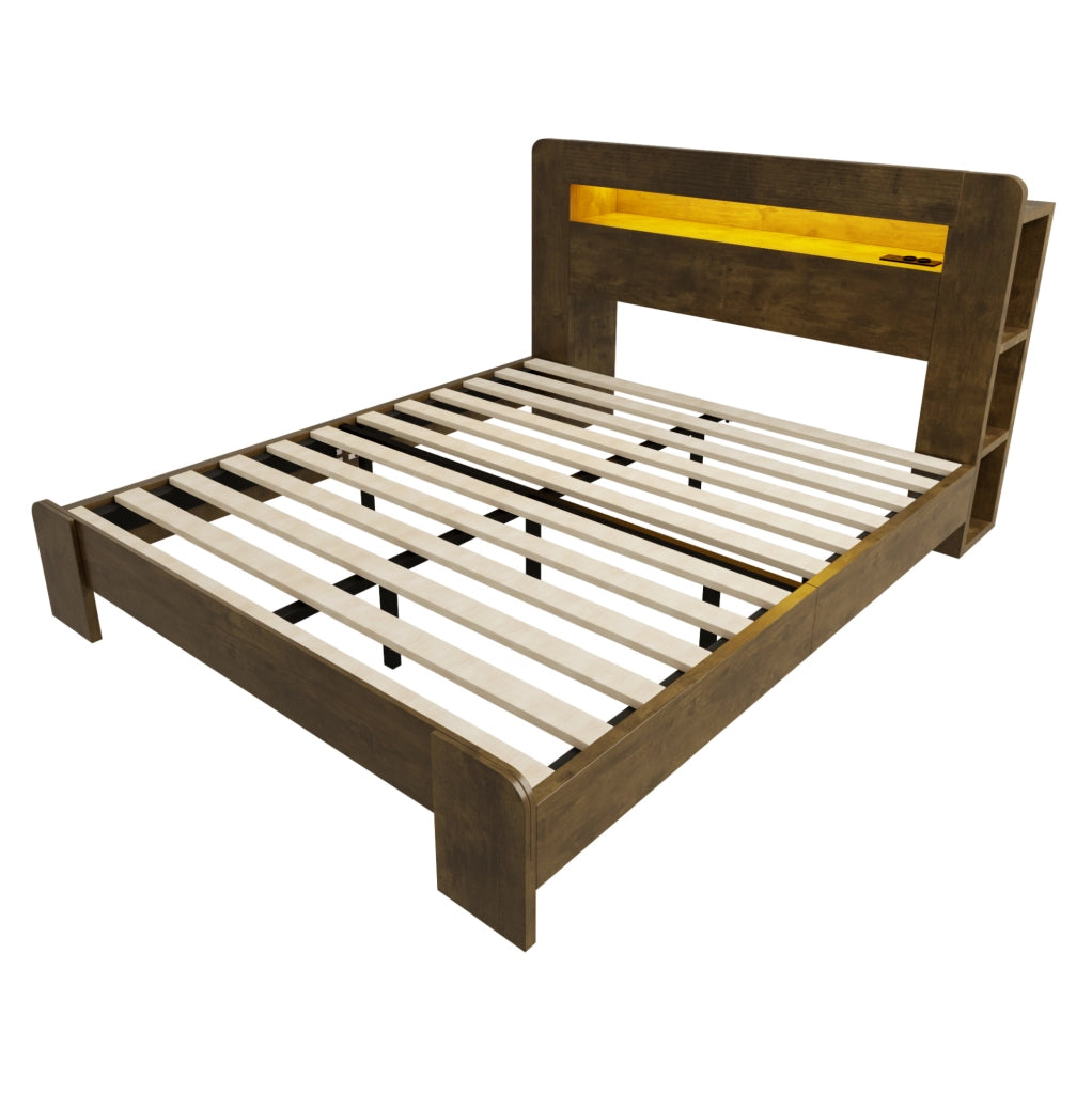 Letto matrimoniale ULEVR 140x200 cm con testiera contenitore, LED e prese integrate, finitura legno vintage