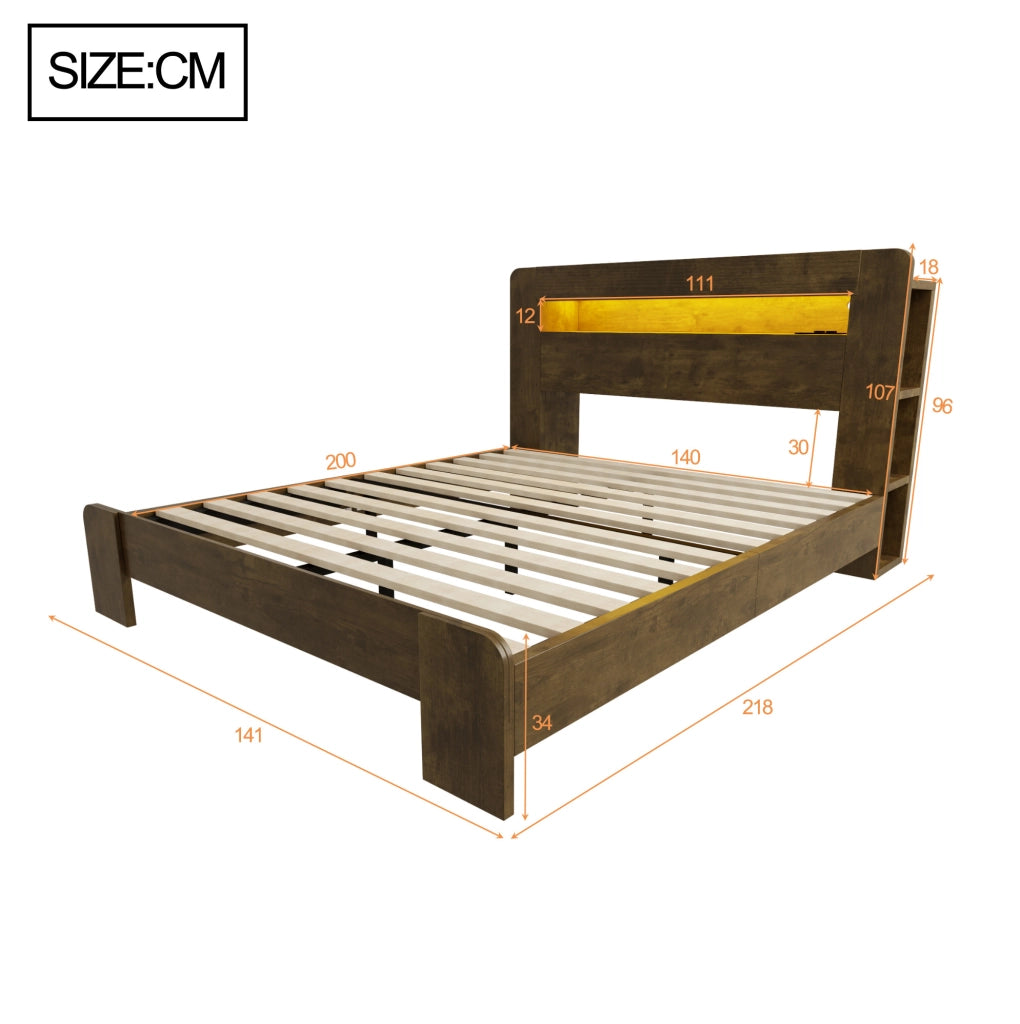 Letto matrimoniale ULEVR 140x200 cm con testiera contenitore, LED e prese integrate, finitura legno vintage