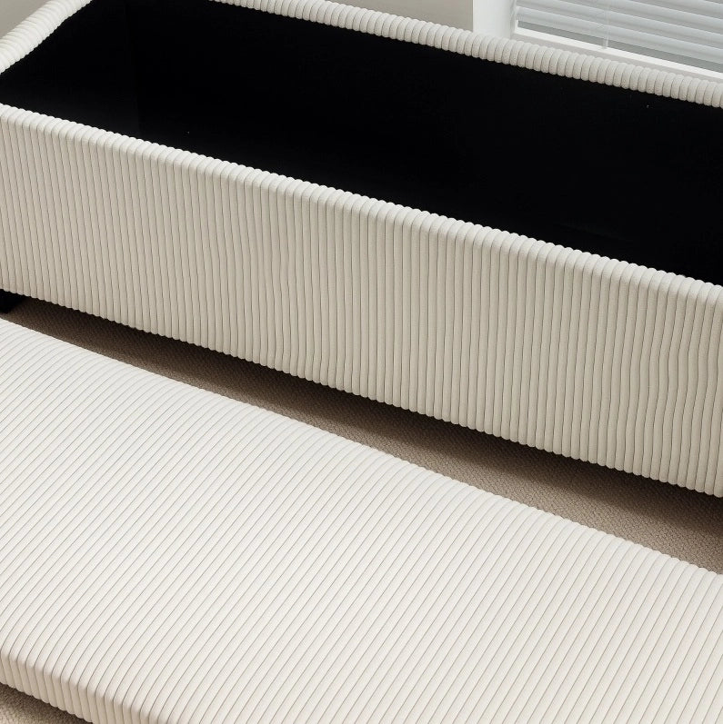 Panca imbottita con vano contenitore 84 L; 112 x 42 x 40 cm; poliestere beige