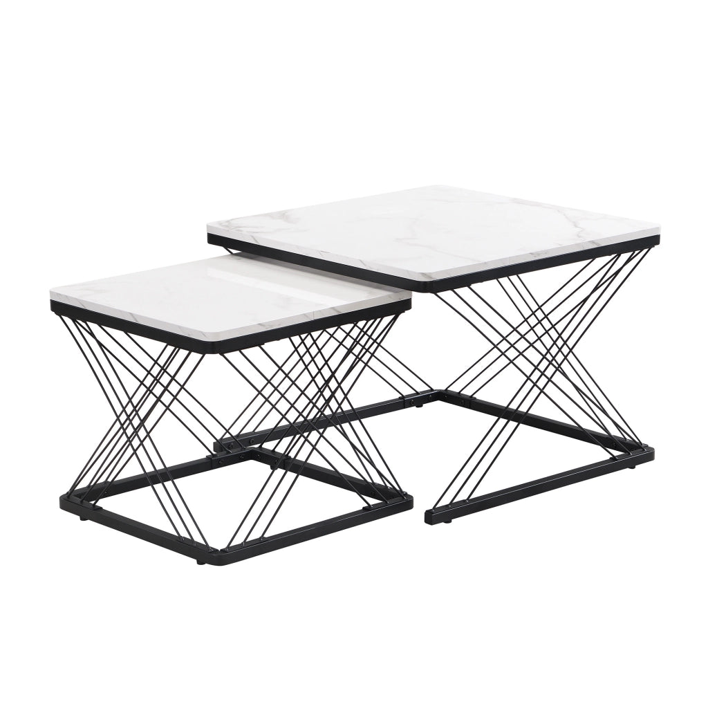 Set di 2 tavolini da caffè quadrati, finitura effetto marmo lucido, MDF, 60x60x45 cm e 45x45x40 cm, piedini regolabili, portata fino a 30 kg