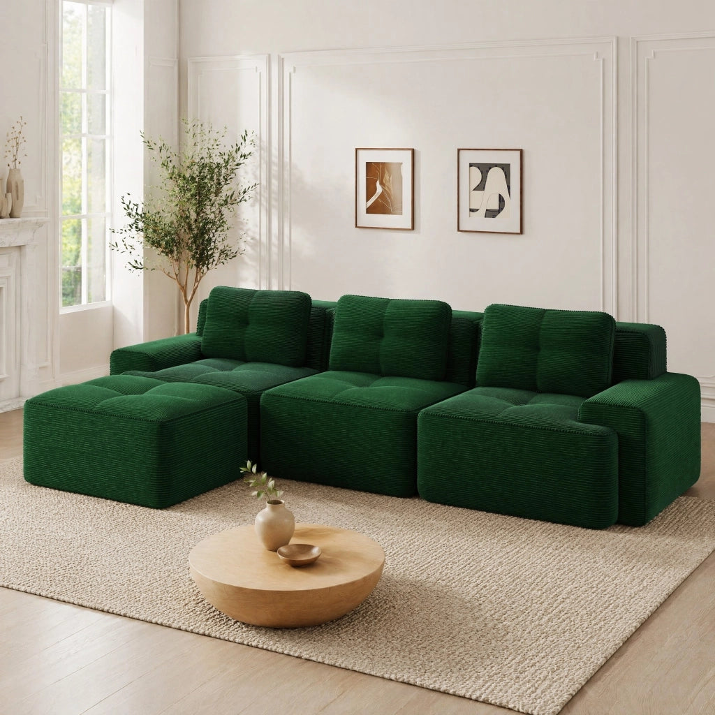 Divano modulare in velluto a coste verde; seduta profonda 74 cm; base antiscivolo e moduli componibili