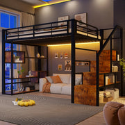 Letto a soppalco nero 140x200 cm, struttura in ferro con scale integrate, ringhiera, vano portaoggetti aperto e striscia LED. Materasso non incluso