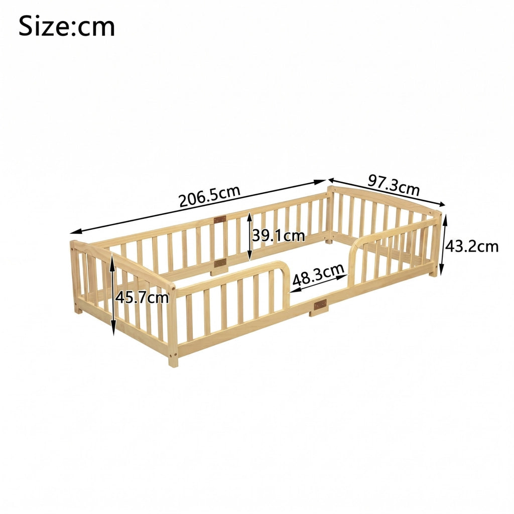 Letto per bambini singolo 90 × 200 cm con barriera e ingresso centrale, senza materasso, in pino naturale