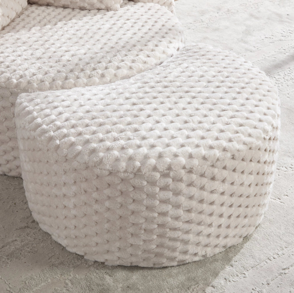 Poltrona singola imbottita con pouf, design a barile 360°, tessuto in pelliccia sintetica, dimensioni 130×115×103 cm, adatta a soggiorno e camera da letto