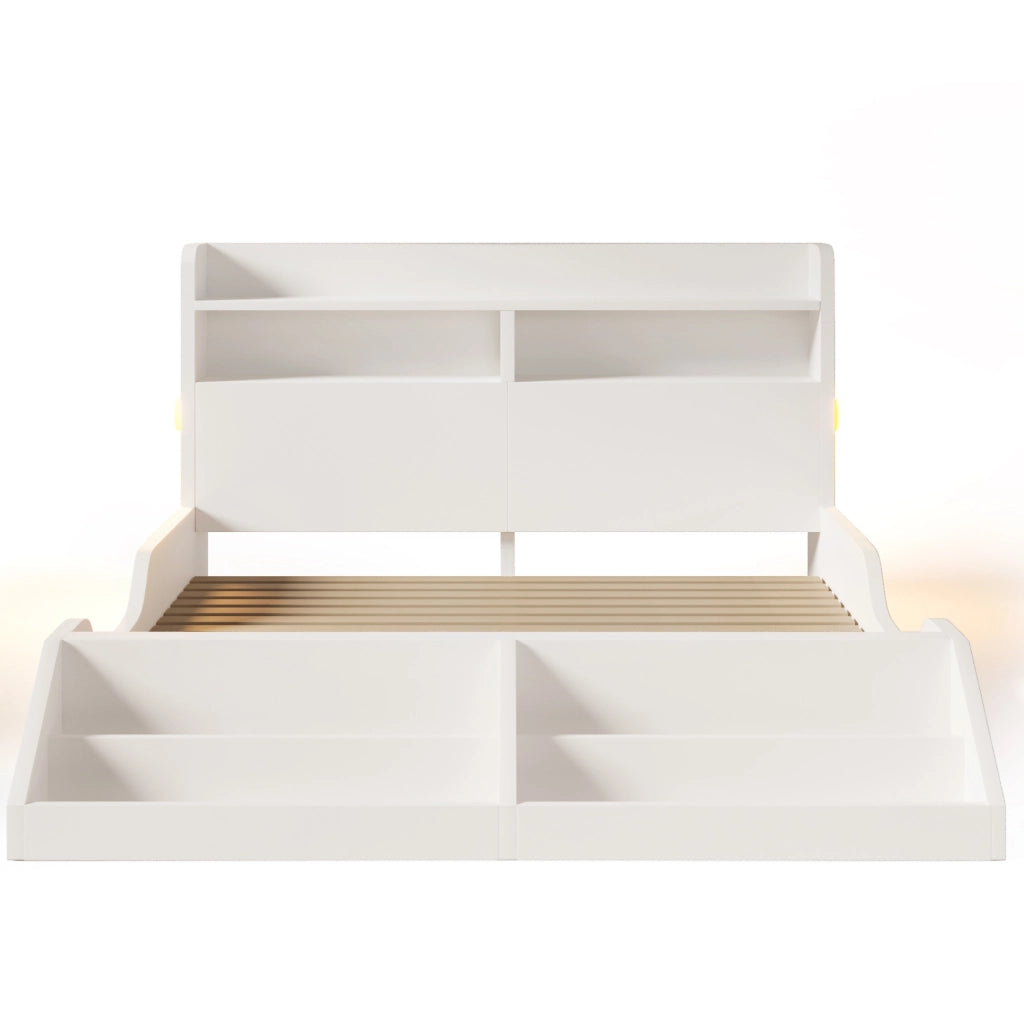 Letto in legno bianco 140x200 cm con contenitori, luci notturne e scaffale libreria removibile