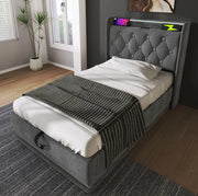 Letto singolo 90x200 cm con contenitore; LED 360°; USB-C e testiera in lino grigio