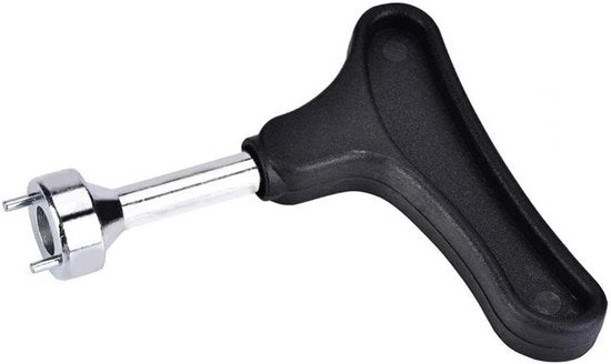 Spike Moersleutel per Golf in Acciaio Inossidabile Disegno Ergonomico - Rapido e Facile da Usare - Nero - 9 x 75 cm - Accessorio da Golf - Attrezzo da Golf