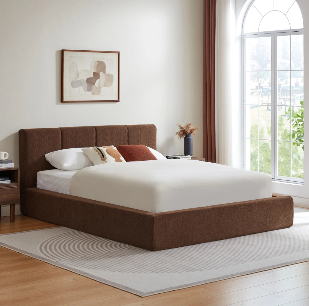Struttura letto 140x200 cm con testiera imbottita e telaio in acciaio rinforzato, montaggio semplice, senza materasso