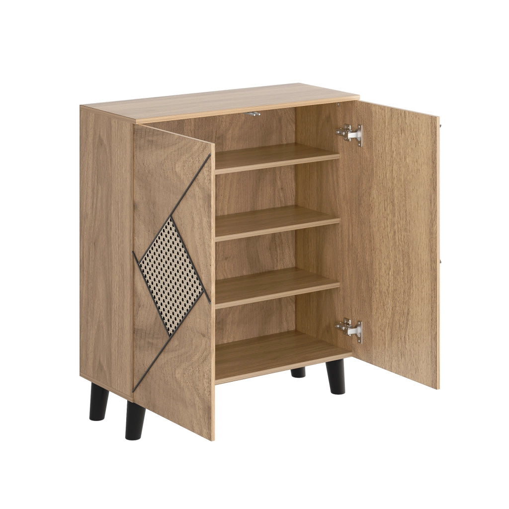 Scarpiera con ante chiuse e ripiani multipli in pannello truciolare effetto legno con gambe in PVC