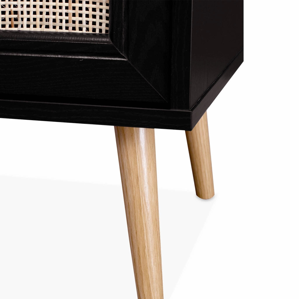 Comodino scandinavo in vimini, nero