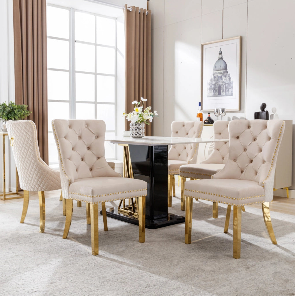 Sedia da pranzo imbottita in velluto beige con gambe in acciaio inox dorato