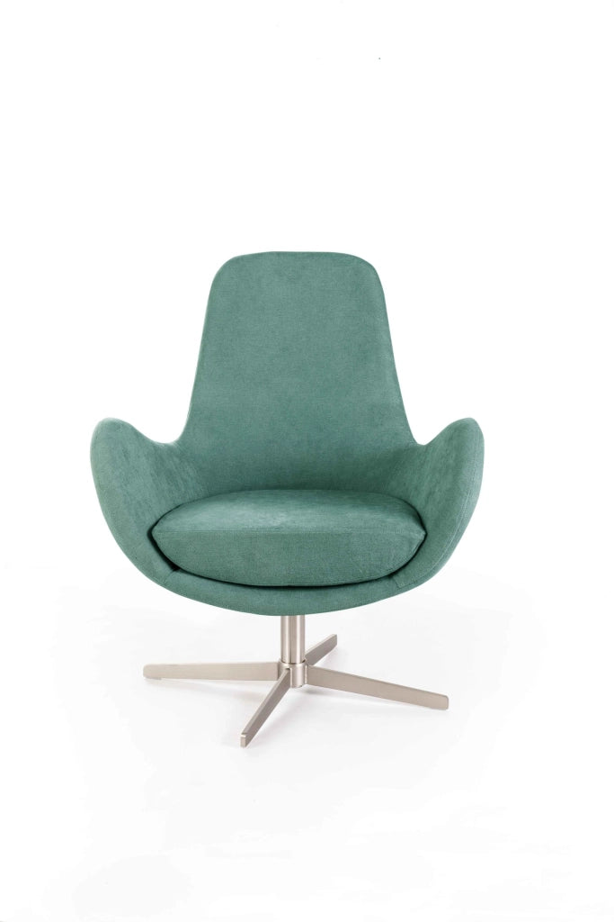 Poltrona Girevole Olga in Tessuto Acquamarina con Base Cromata in Metallo - Design Moderno Sinuoso per Arredo Interno 72x64x85 cm