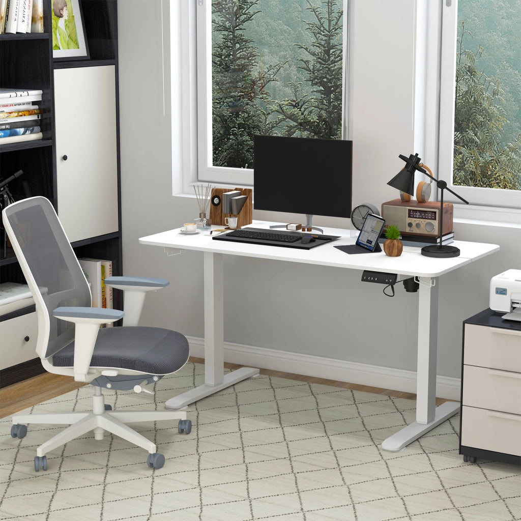 Scrivania regolabile in altezza elettrica con 4 memorie passacavi e ganci bianca 140 × 70 × 72–116 cm