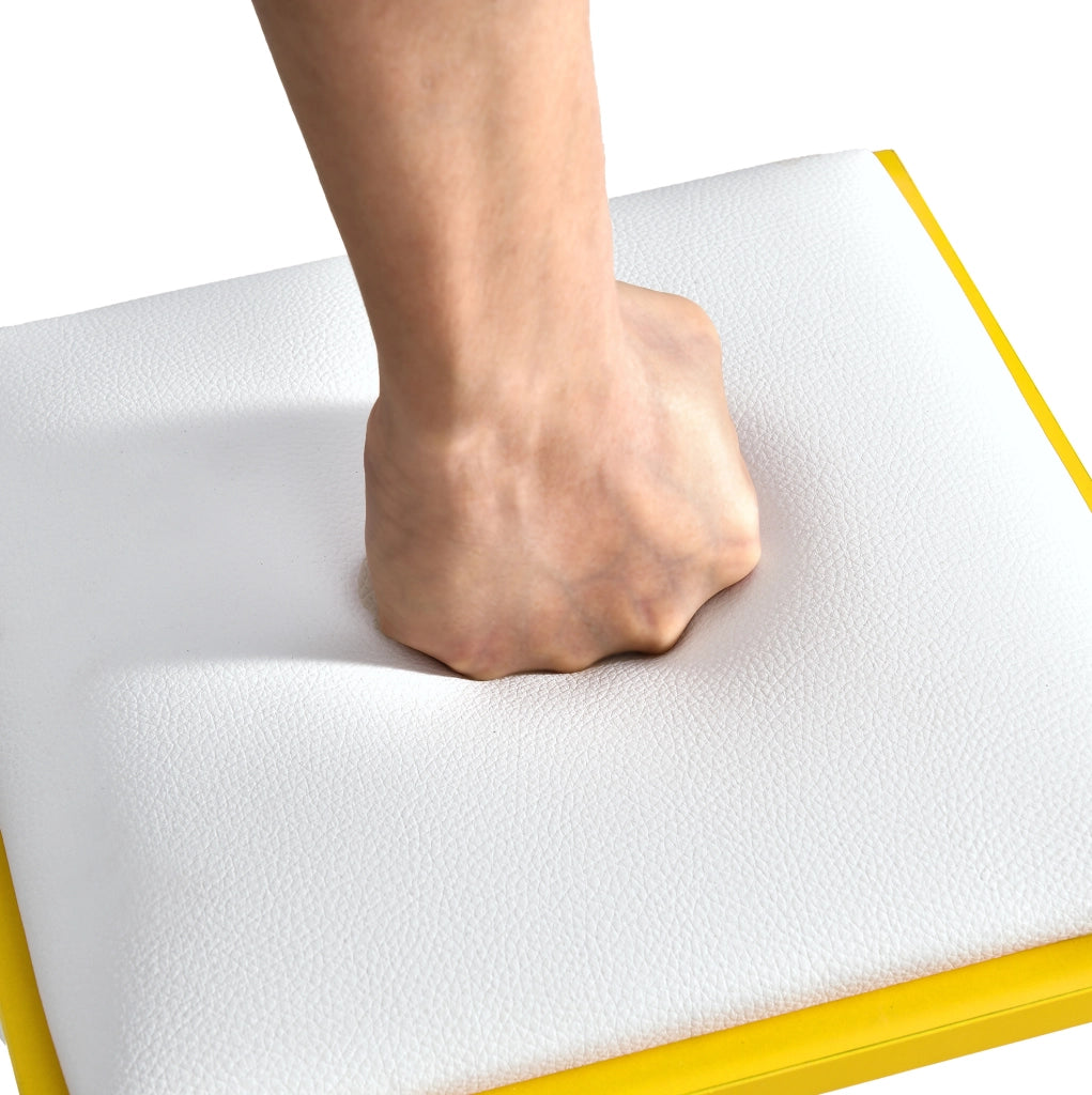 Tavolino trasformabile bianco e giallo con 4 sgabelli contenitore, 100 x 50 cm