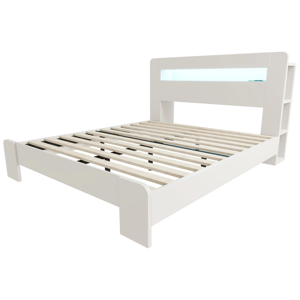Letto matrimoniale bianco 140x200 cm con testiera contenitore; LED e prese integrate