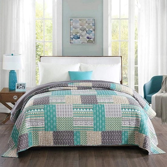 Bedsprei a due posti con tessuto patchwork in patchwork blu chiaro, dimensioni 240x260cm