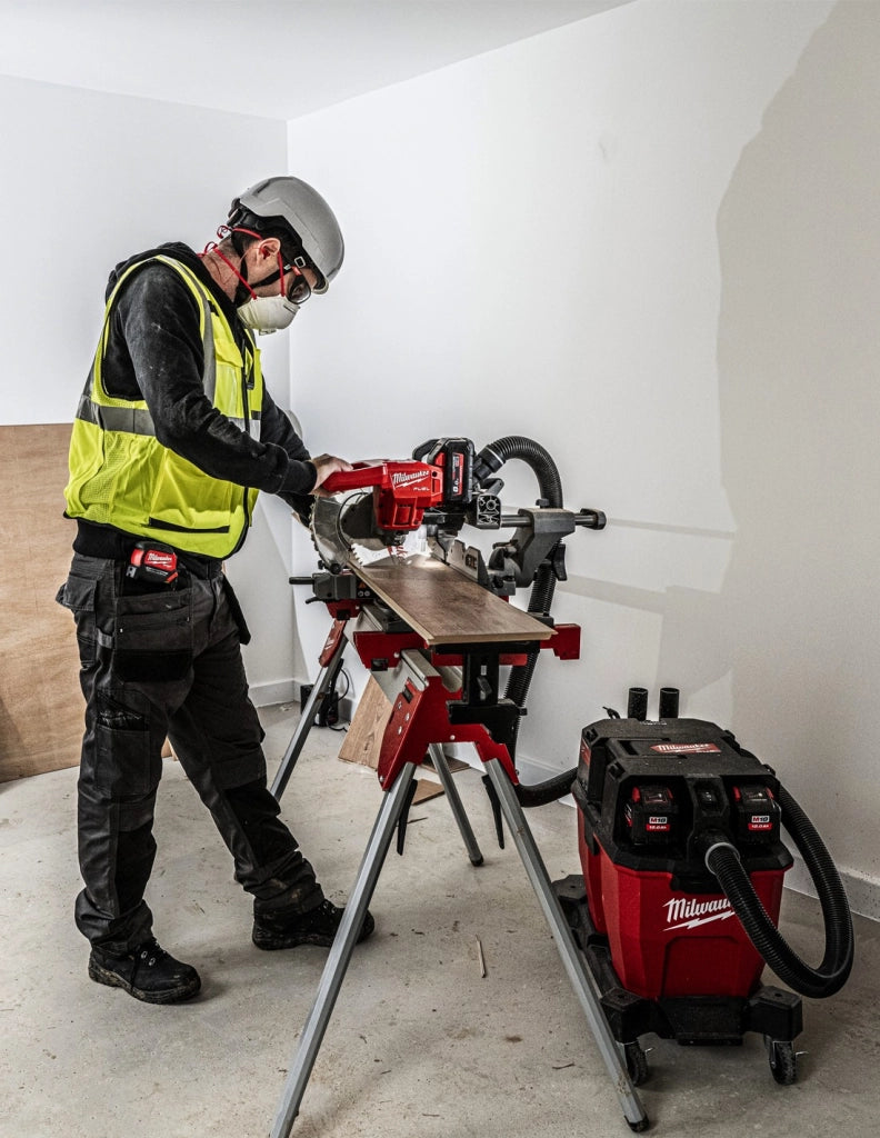 Aspiratore Milwaukee M18F2VC23L-0 (Solo corpo)