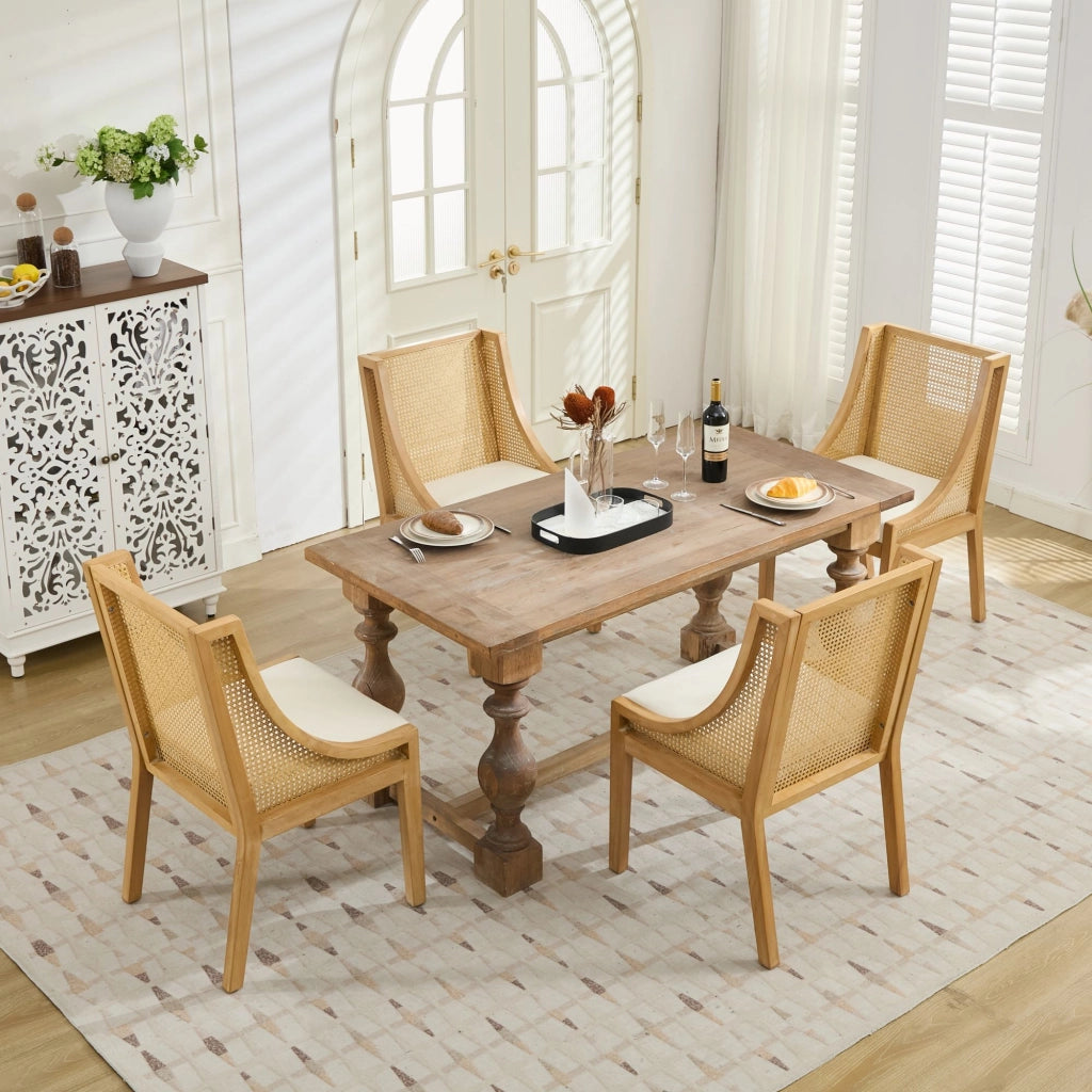 Sedia da pranzo con braccioli decorativi e seduta in lino, legno e rattan artificiale beige