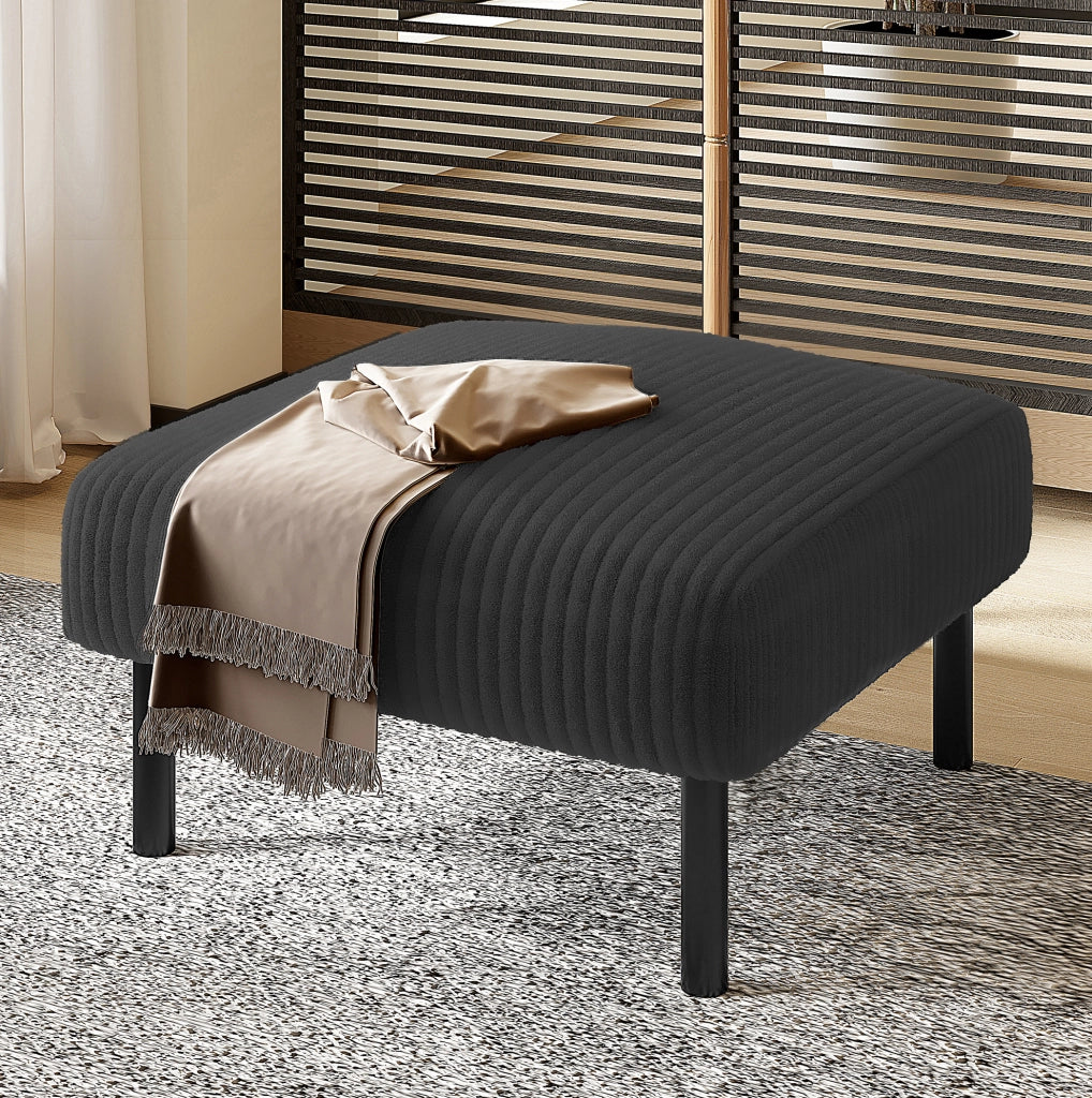 Pouf in velluto a coste con struttura metallica – morbido rivestimento in velluto per comfort ottimale – versatile come poggiapiedi, seduta o tavolino