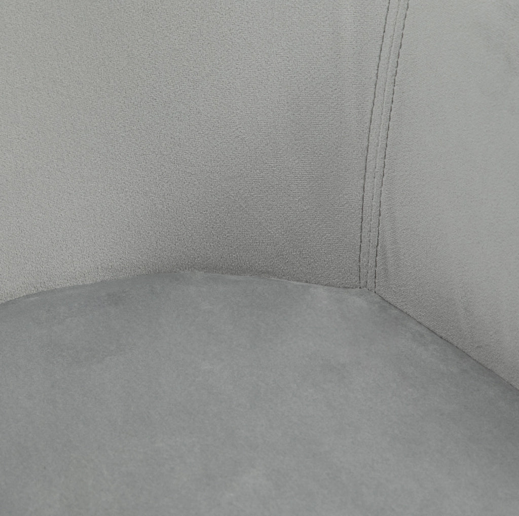 Set di 2 sedie da pranzo con braccioli e schienale in velluto grigio, gambe in legno, 54x57x80 cm
