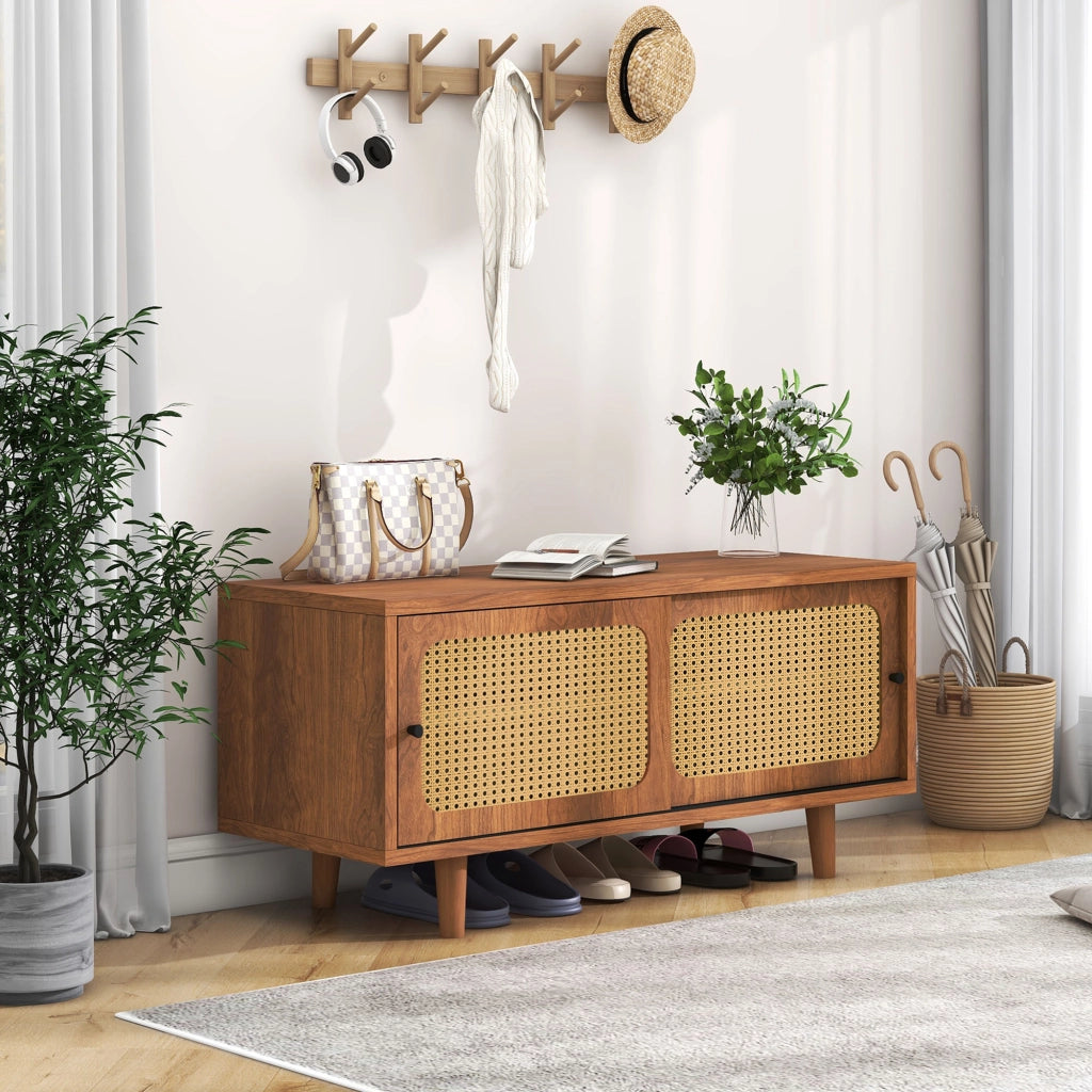 Scarpiera con 2 ante effetto rattan e ripiani regolabili in pannello truciolare color noce 104 × 40 × 48 cm