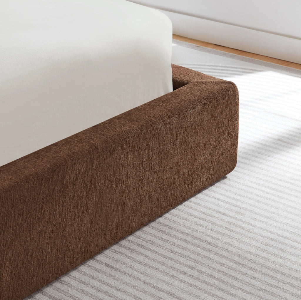 Struttura letto 140x200 cm con testiera imbottita e telaio in acciaio rinforzato, montaggio semplice, senza materasso
