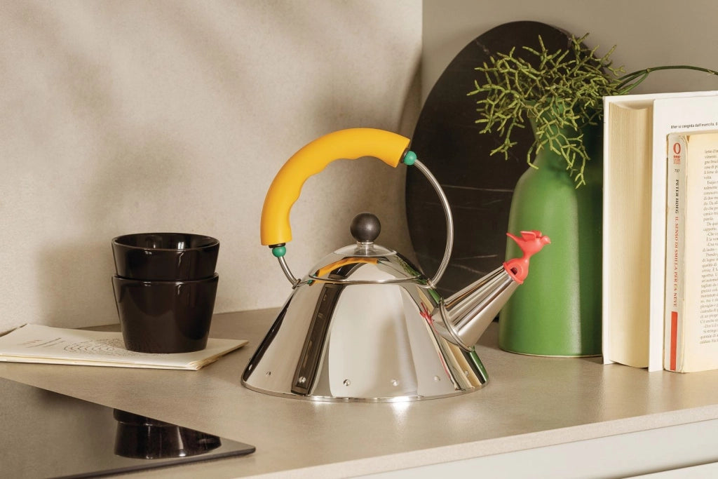 9093/1, Bollitore con fischietto, Alessi Colore: Giallo
