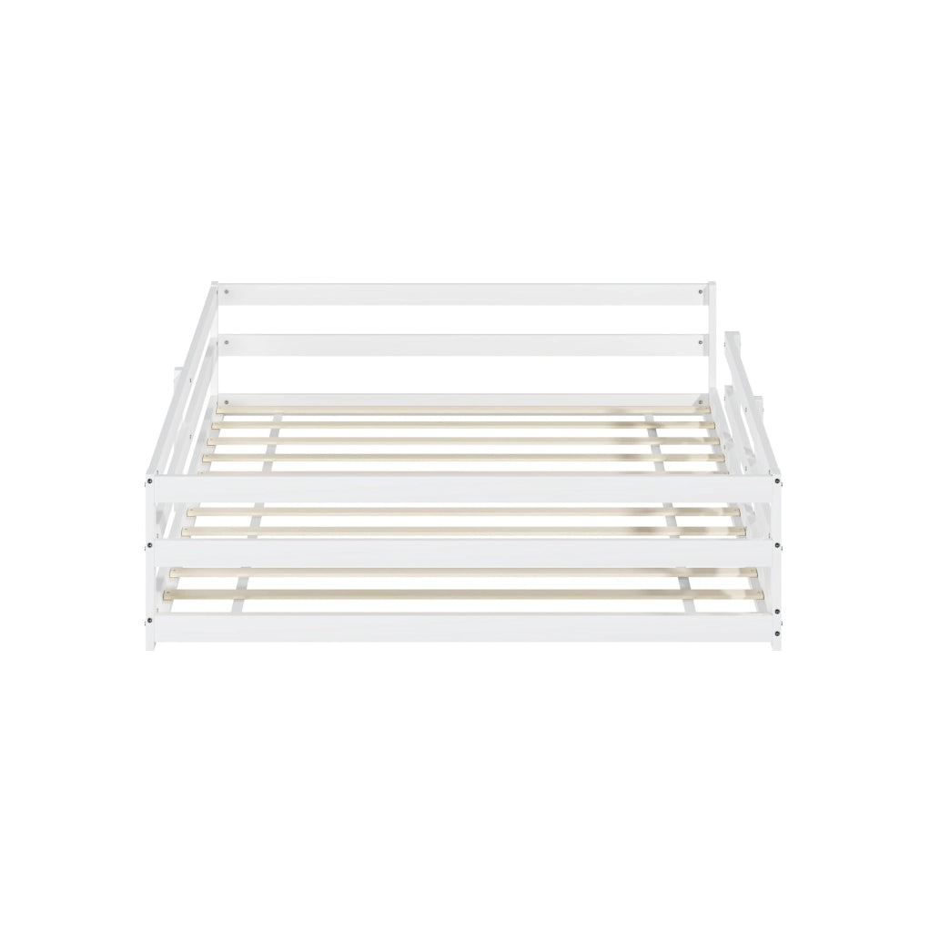 Letto Montessori a pavimento in legno massello di pino 140x200 cm bianco con sponde su 4 lati