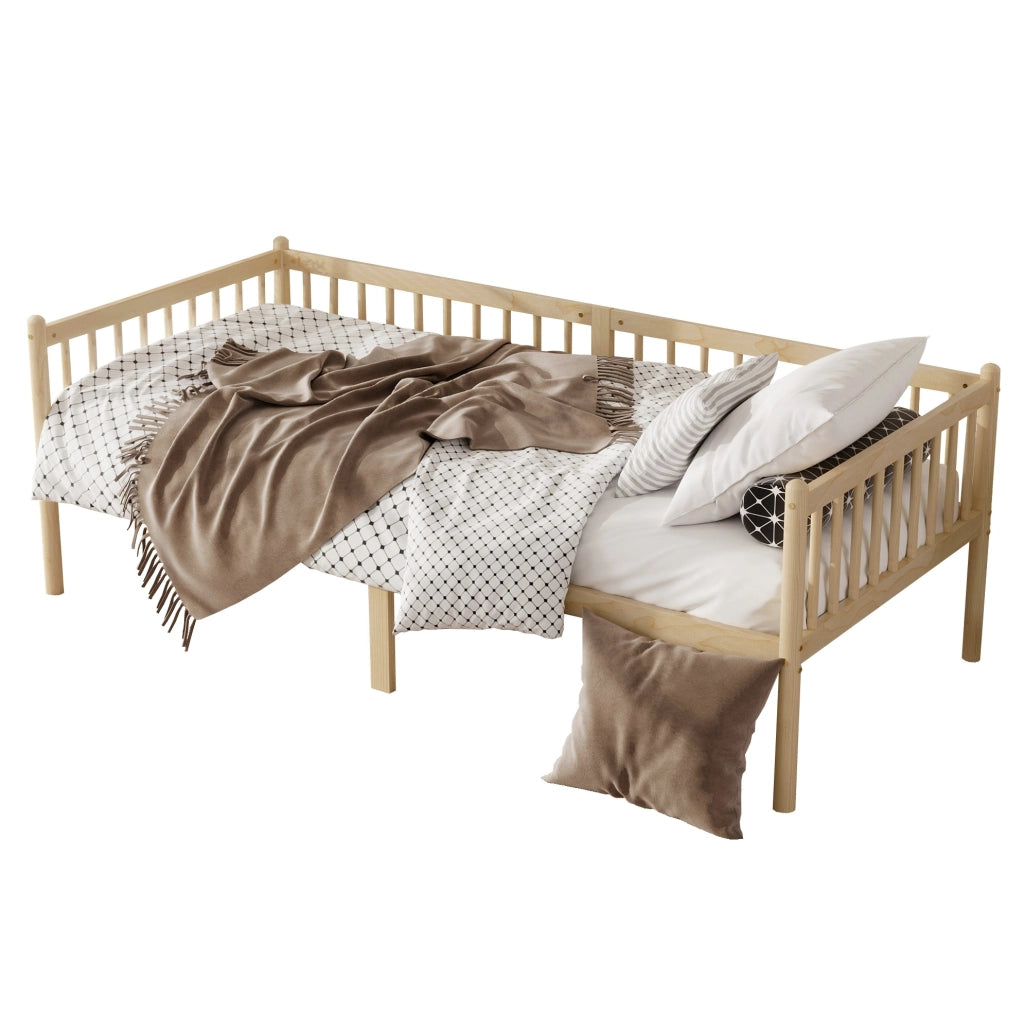 Letto giorno in pino 90x200 cm con ringhiera su 3 lati e 14 doghe, colore naturale