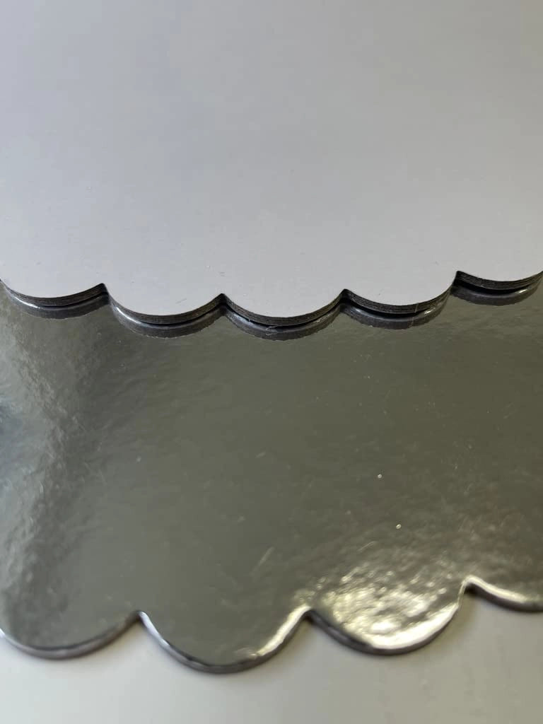 10 fogli di carta forno per torte, diametro 30 cm, ondulati, color argento/bianco, rivestiti