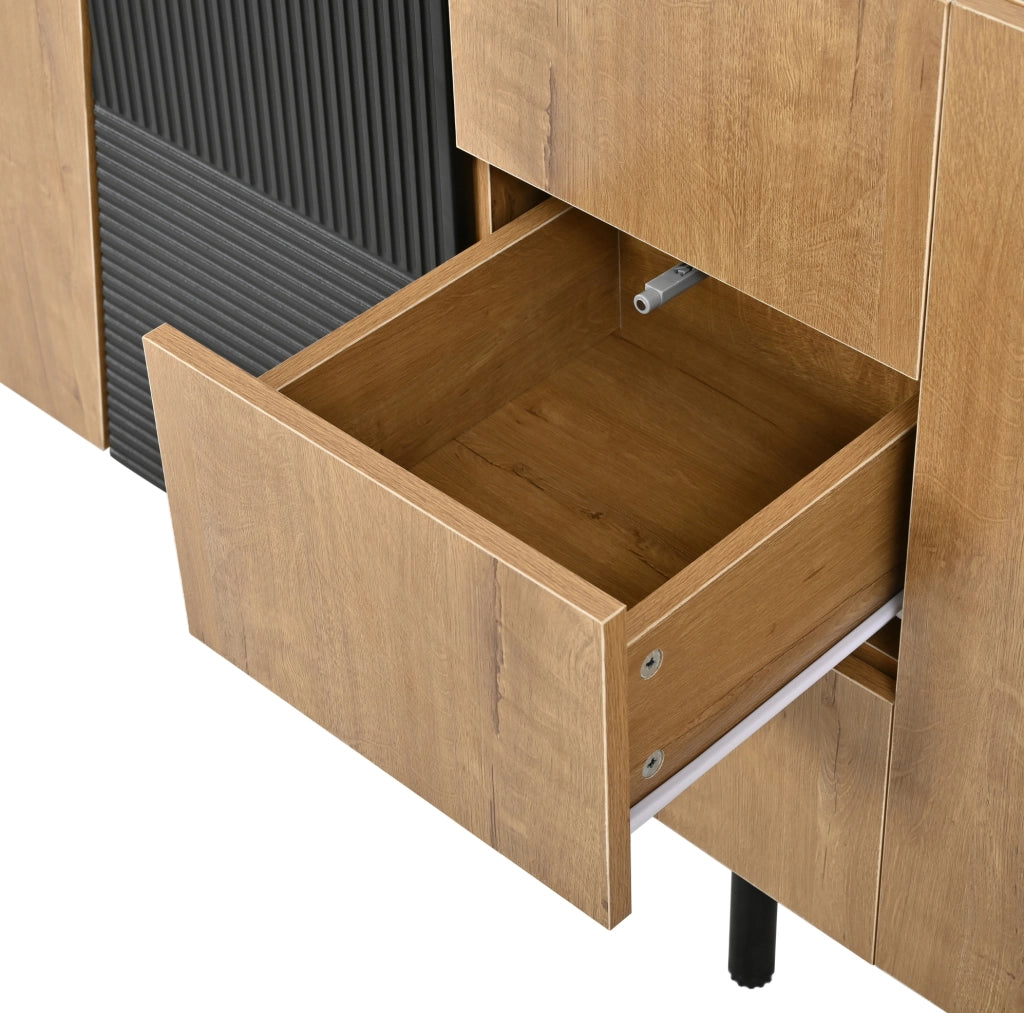 Credenza con 4 ante e 3 cassetti, effetto legno naturale e nero