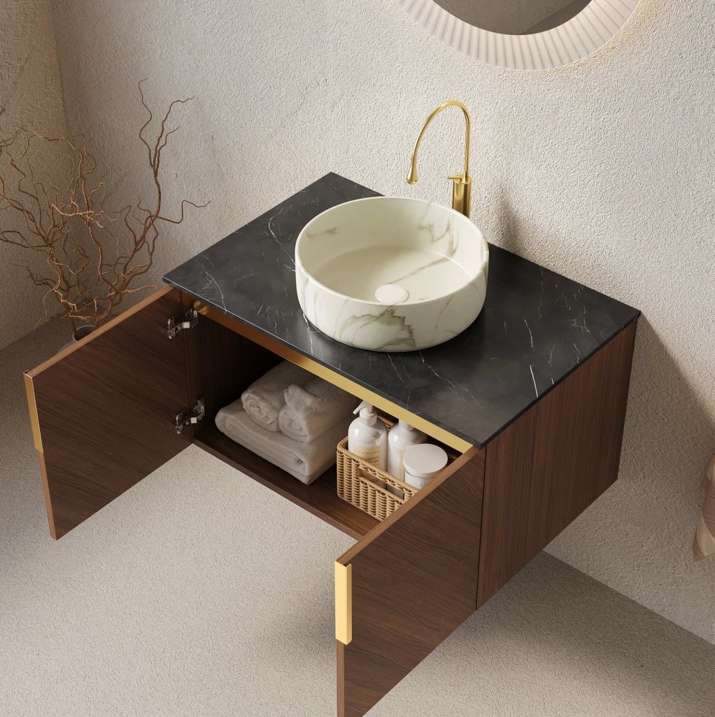 Mobile bagno sospeso 76 cm con lavabo in ceramica rotondo bianco effetto pietra e piano in pietra sinterizzata nera, armadietto in compensato con finitura rovere marrone