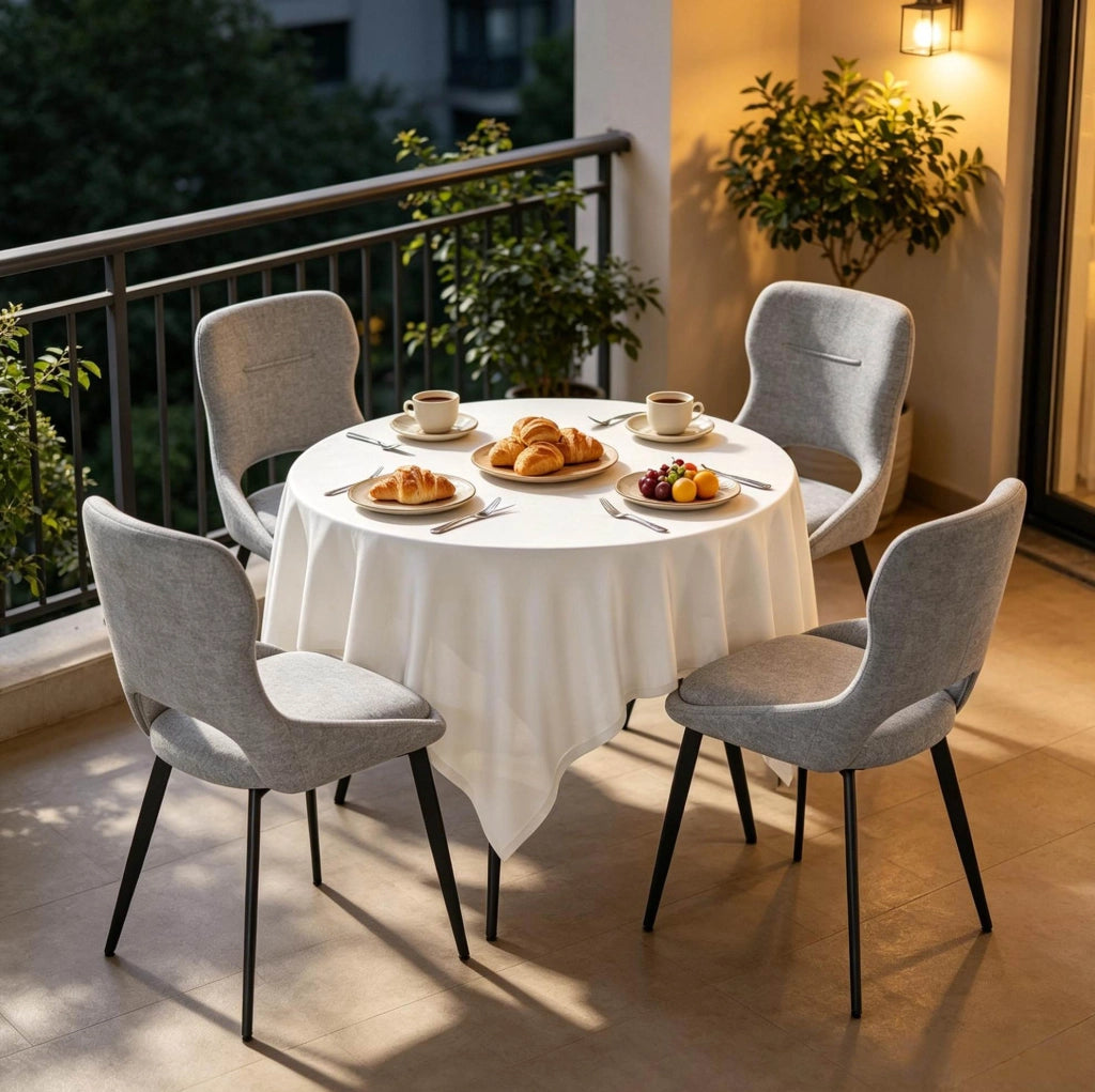 Set di 4 sedie da pranzo grigie in ciniglia con braccioli