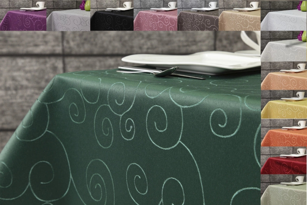 Tovaglia damascata, forma ovale, 160x260 cm, verde scuro