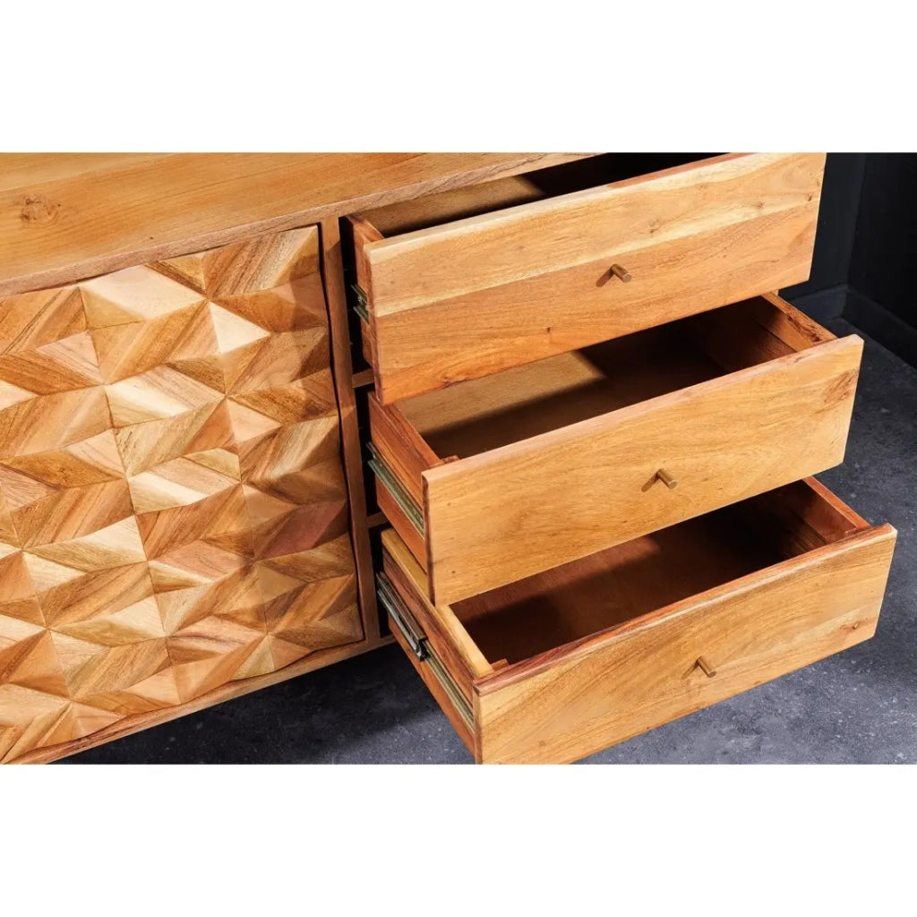 Buffet ARAVIS 145 cm – Legno massiccio di acacia chiaro scolpito – 2 porte e 3 cassetti