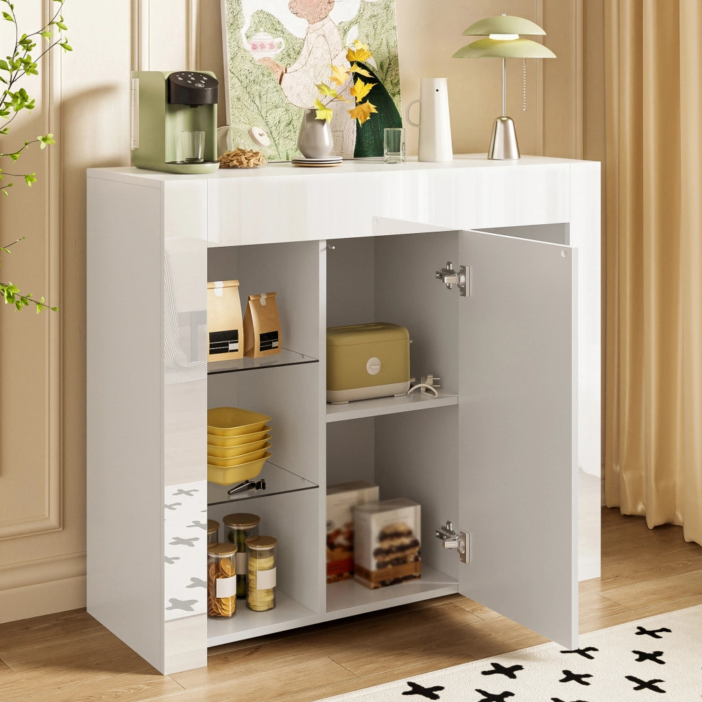 Credenza moderna 95x35x83 cm con ripiani in vetro e anta; struttura in truciolare bianco