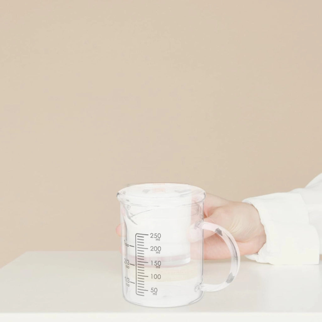 Bicchiere graduato in vetro da 250 ml con scala e coperchio