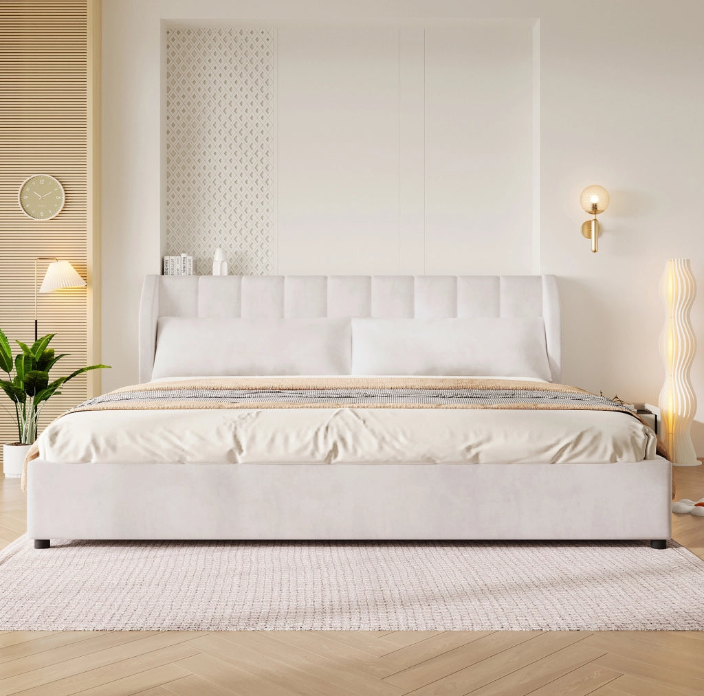 Letto imbottito beige 180 x 200 cm con rete a doghe e due cuscini